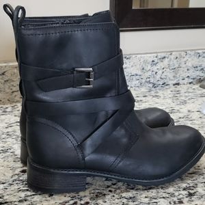 Clark's Artisan Leather Boots Size 10 Medium Width